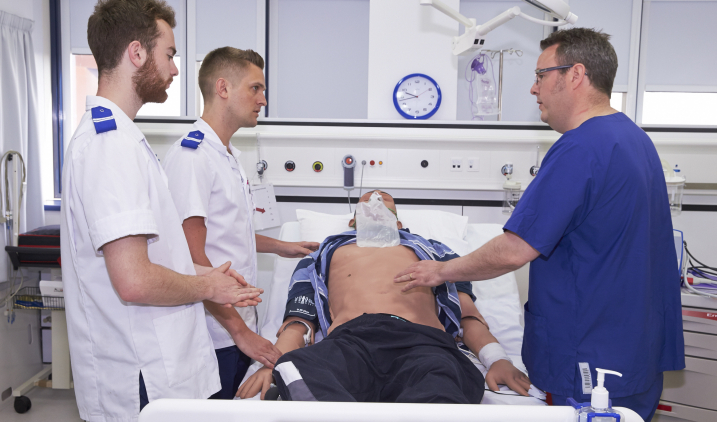 Clinical training with a mannikin Clinical training with a mannikin