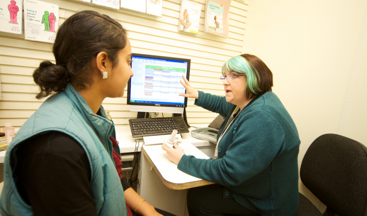 Health trainer with client